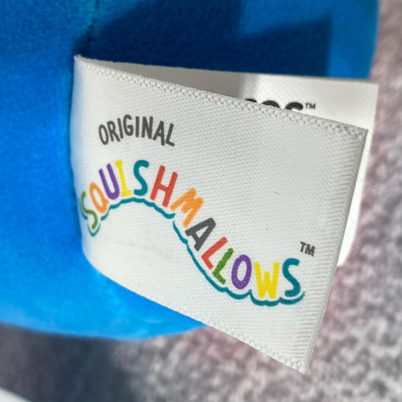 Squishmallows Blue and Pink Boyle Fruit Bat Bat Plush Toy Stuffed Animal - Picture 3 of 13